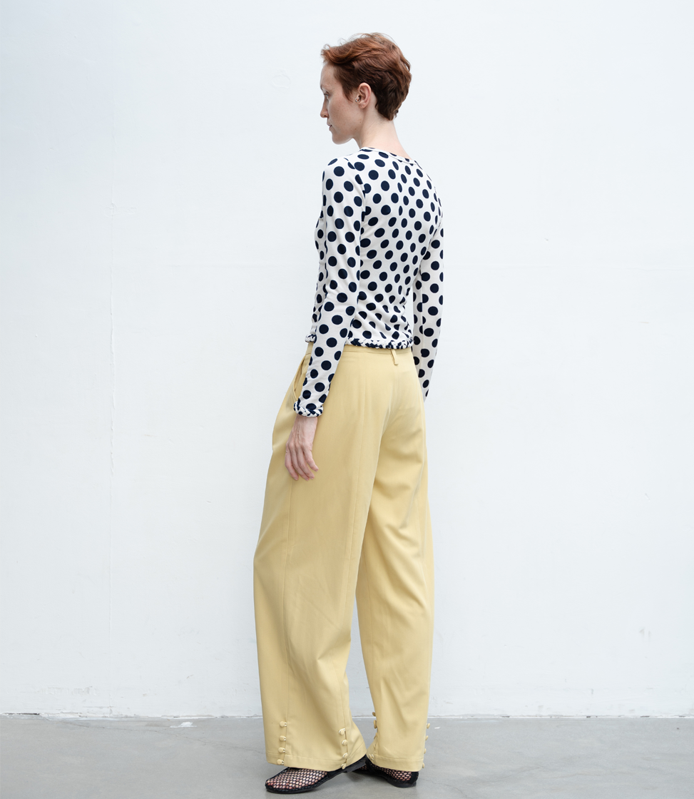 Tứ Thân Pants