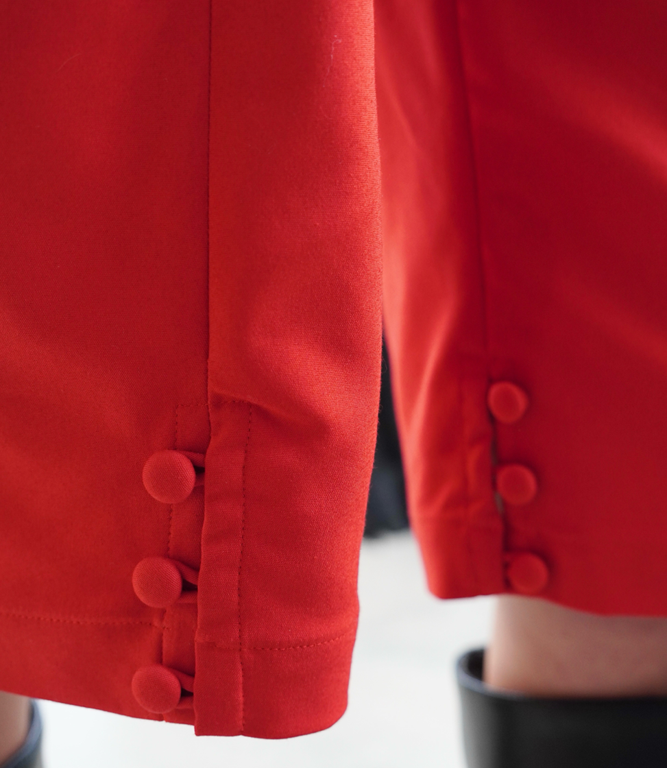Tứ Thân Capri Pants