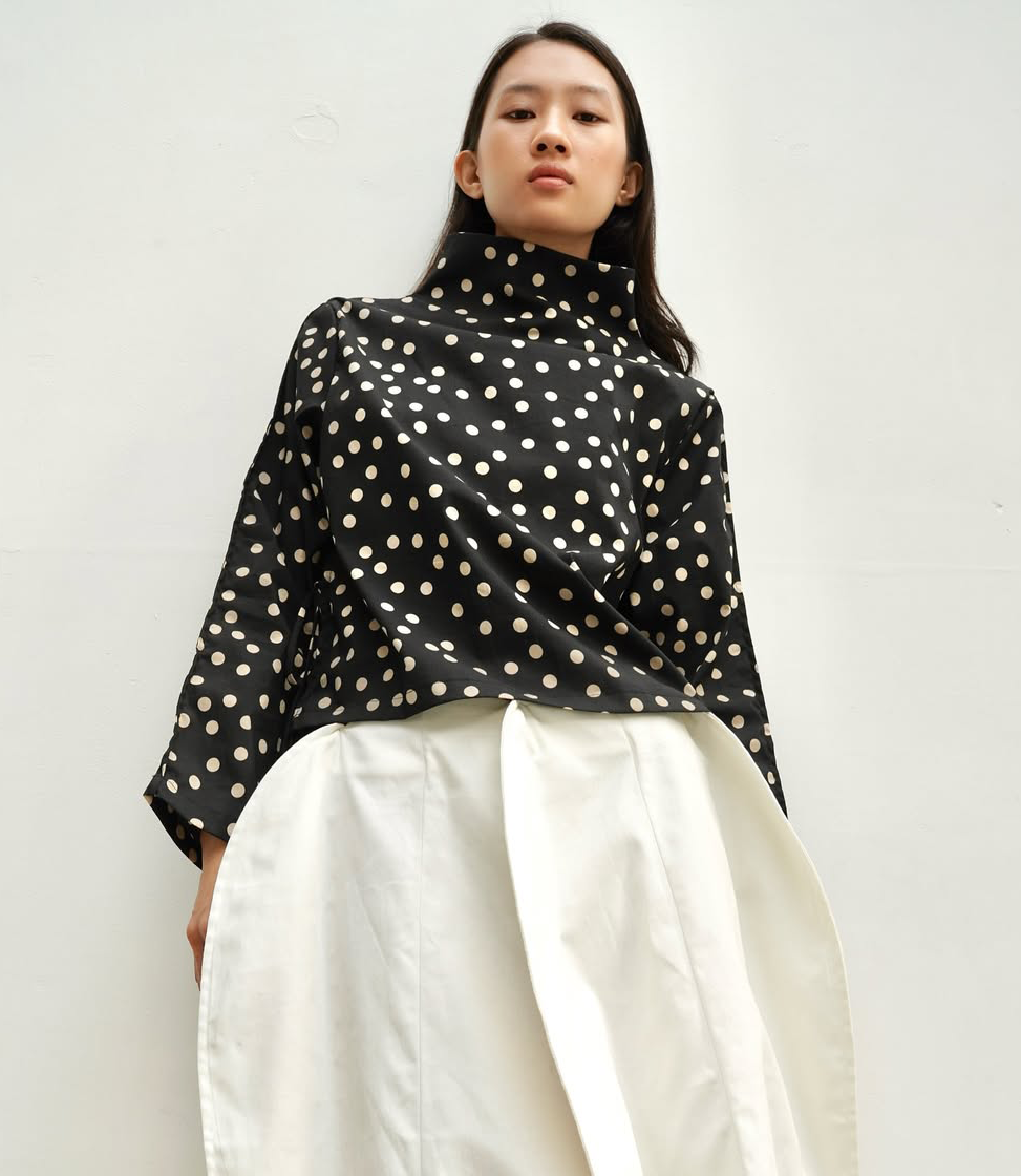 Trăm Hoa Đua Nở Silk Shirt